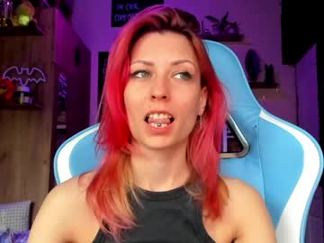 Karoline121 private camshow