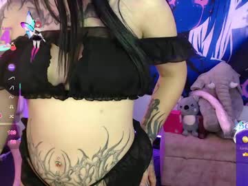 Sexycarriie tits and ass show