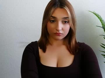 Veryveryshygirl ass play - 13/11/2023