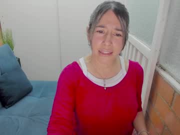 Penelope47 hot camshow