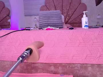 Gabriela_leone toy fun