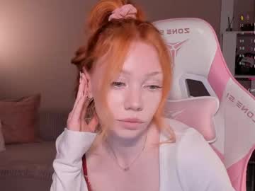 Honeyautumn with friend