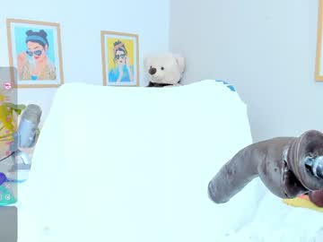 _jasminnee_ with friend - 2023-12-11