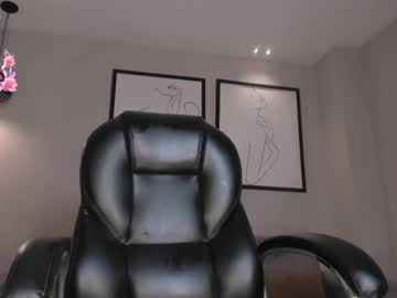 Lisaflowersx tits camshow - 05-21-2023