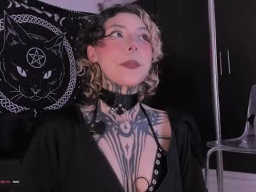 Hazellwitch tits - 28/08/2025