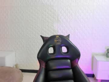 Violeta_diazz toy fun