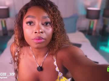 Nicoleth18 pussy show