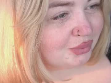 Zarareign_ self squirt