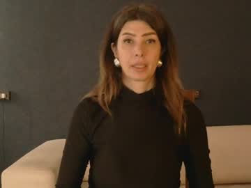 Whitequeen888 squirt show