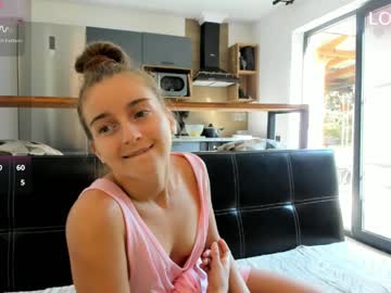 Elizsweet squirt camshow