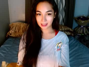 Sweetlilly_18 cumshot