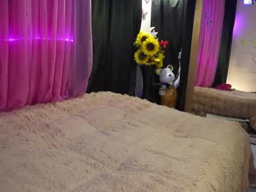 Rachellkors_ pussy play - 18 December 2023