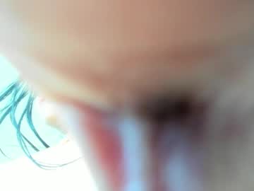 Manuela_anderson lesbian - 04-29-2023