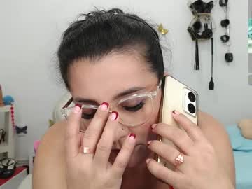 Mom_17 ticket camshow