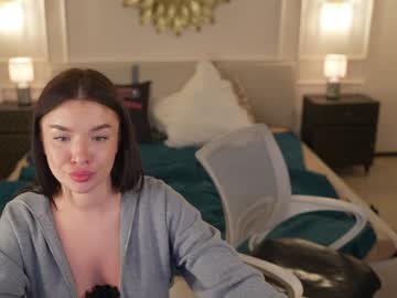 Kira0541 cum on face - 10-22-2022