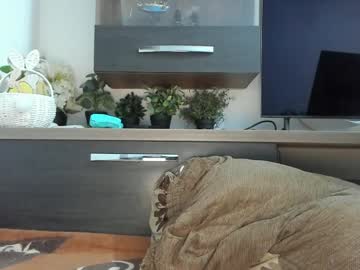 Mellbell_ with friend