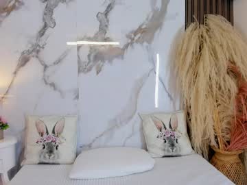 Hannahill69 toy fun camshow