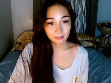 Sweetlilly_18 cum show