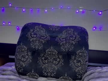 Fantasy_moonlight fingering camshow