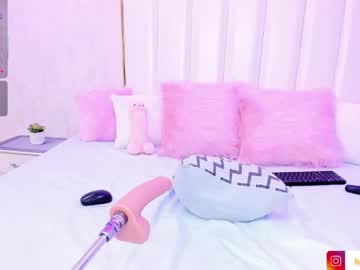 Hellenparis1 tits and ass camshow - 12-17-2022