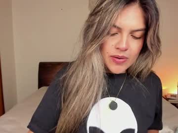 S_u_n_r_i_s_e_e solo masturbation camshow - 09/06/2023