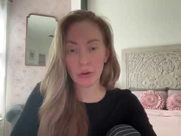 Sarahgiroux86 pussy camshow - 10.18.2022