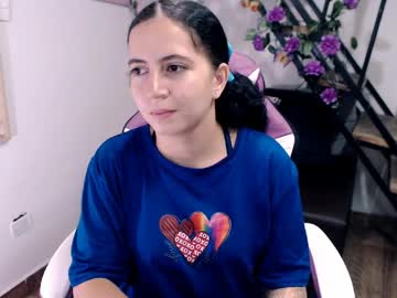 Samantha2girl ass play - 26.06.2023