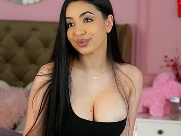 Naugthymilfx tits and ass