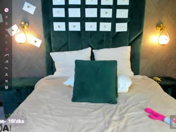 Barbie_lis dildo show