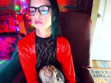 Brianna_garnerr oiled show