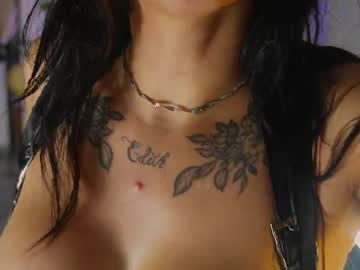 Isa_redhair_ oiled camshow - 10/19/2022