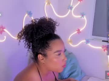 Cloe_25 toy fun - 30 November 2022