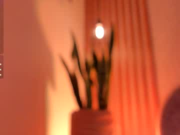 Pawggirl18 masturbation