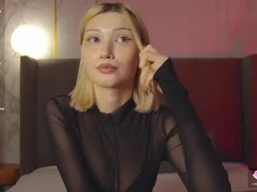 Carolreeves premium show