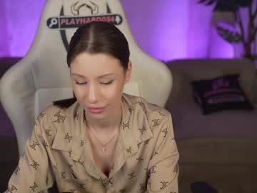 Kira0541 doggy and creampie camshow