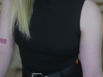 Anabel2054 swallow cum