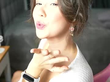 Amilia4u squirt camshow