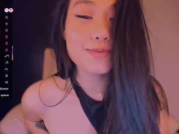 Kimmy_chi pussy play show