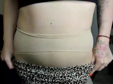 Nikki000cool tits and ass camshow - 08-03-2022