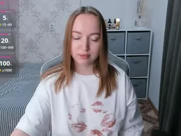 Shy_annacutie oiled show