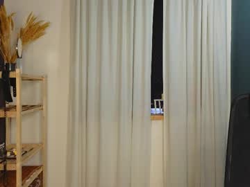 Taissa_farmiga dildo