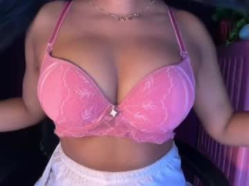 Indian_raya with friend