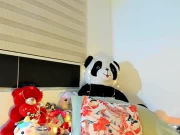 Charlottee07 solo masturbation show