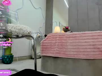 Yana_miana with friend