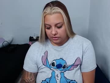 Isabella_hots toy fun