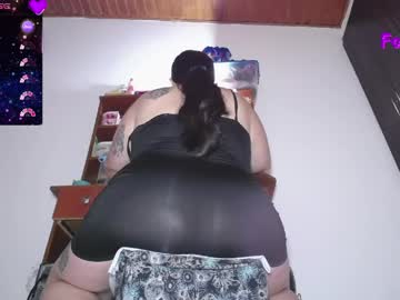 Squirtmachinex squirt camshow