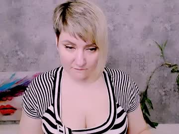 Djullia tits and ass - 2023-05-30