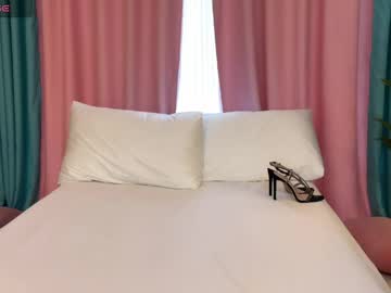 Urgoddessjenny pussy play