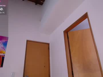 Emi_sweety fingering camshow