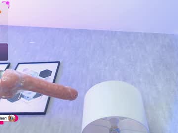 Adara_lee fingering show